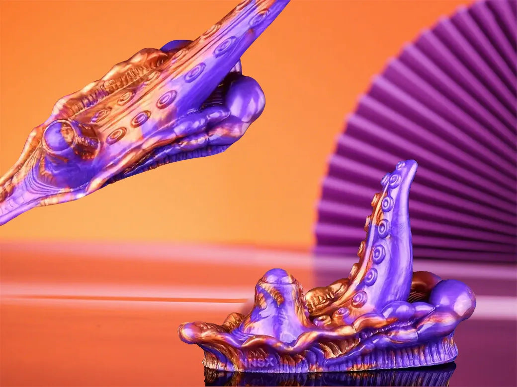 The most alluring extraterrestrial dildo for males